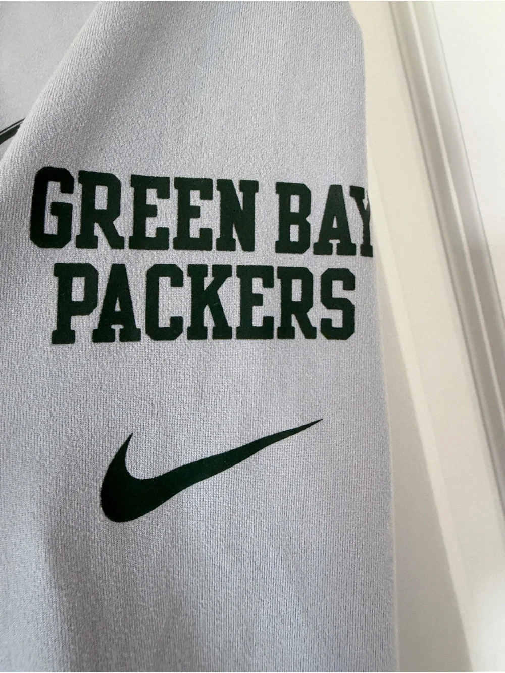 Nike Dri-FIT Green Bay Packers Half Zip Pullover Gray Women's Small Slim Fit